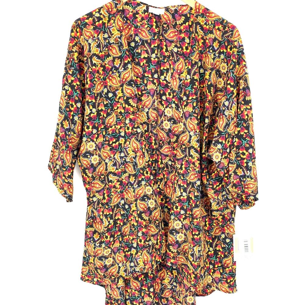 LuLaRoe Lindsay Multicolor Paisley Print Kimono open cover M